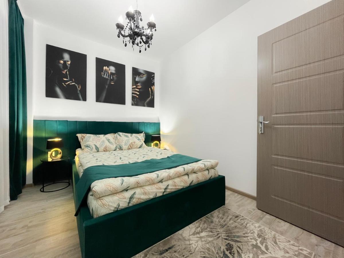 Unique Hotel Apartments Iasi Eksteriør billede