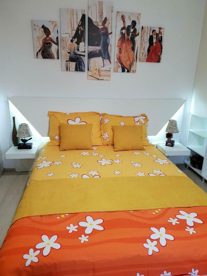 Unique Hotel Apartments Iasi Eksteriør billede