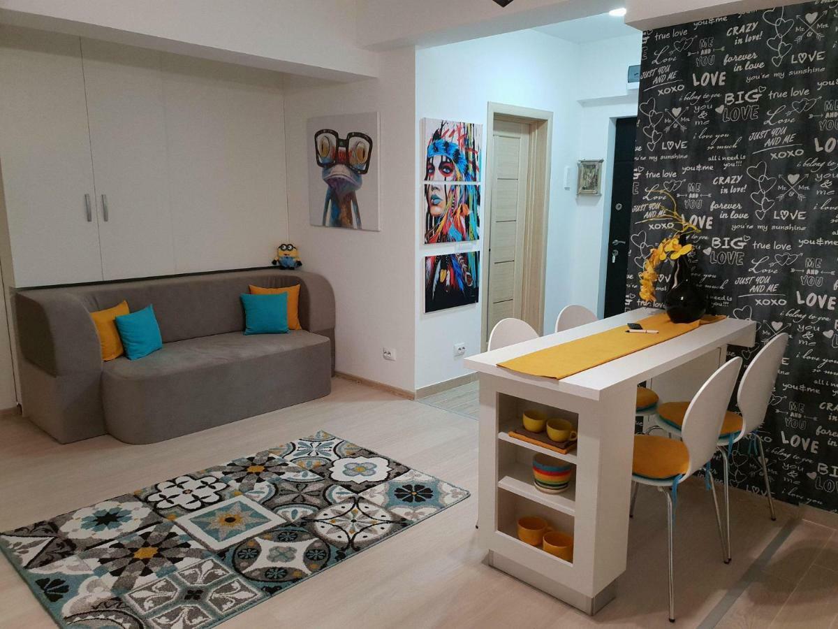Unique Hotel Apartments Iasi Eksteriør billede
