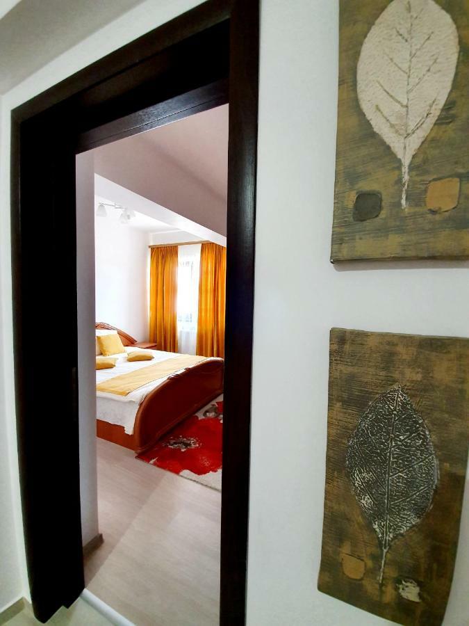 Unique Hotel Apartments Iasi Eksteriør billede