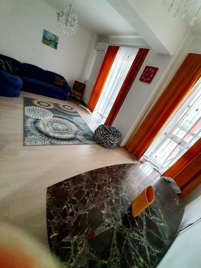 Unique Hotel Apartments Iasi Eksteriør billede